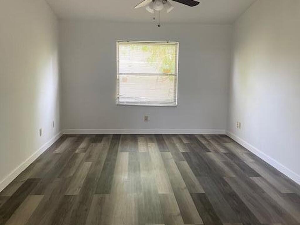 1030 Lee Avenue, Palm Bay, FL 32907
