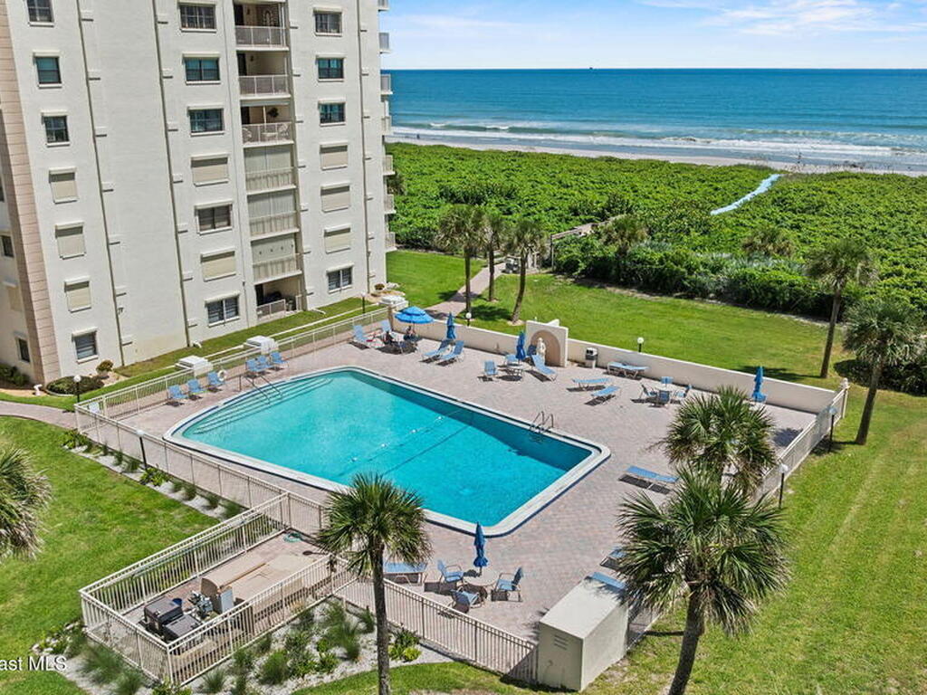 830 N Atlantic Avenue, Cocoa Beach, FL 32931