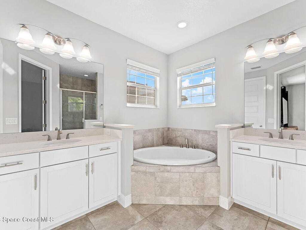 6724 Vista Hermosa Drive, Melbourne, FL 32940