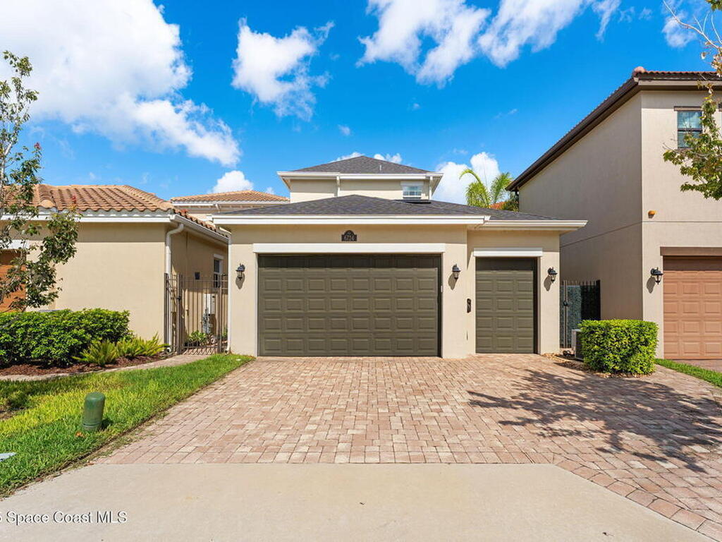 6724 Vista Hermosa Drive, Melbourne, FL 32940