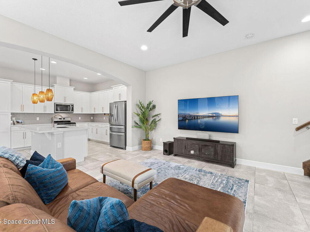 6724 Vista Hermosa Drive, Melbourne, FL 32940