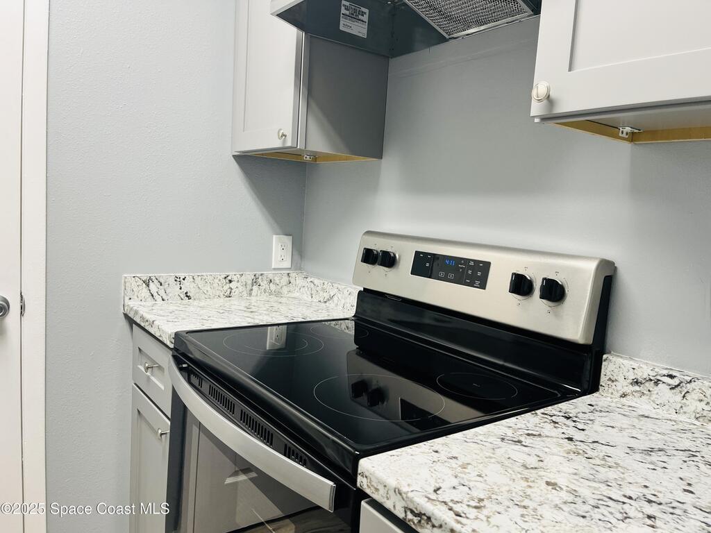 225 S Tropical Trail, Merritt Island, FL 32952