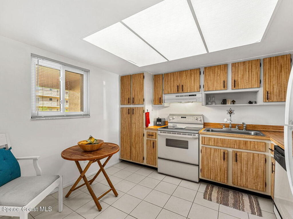 3150 N Harbor City Boulevard, Melbourne, FL 32935