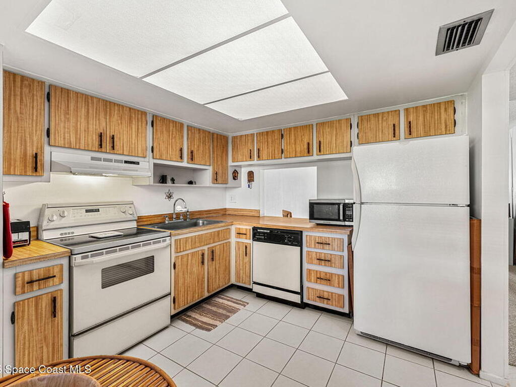 3150 N Harbor City Boulevard, Melbourne, FL 32935