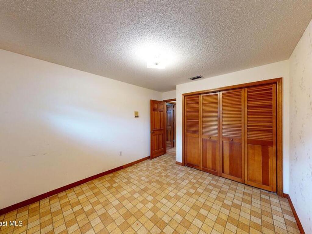 8001 Sugar Pine Drive, Melbourne, FL 32904