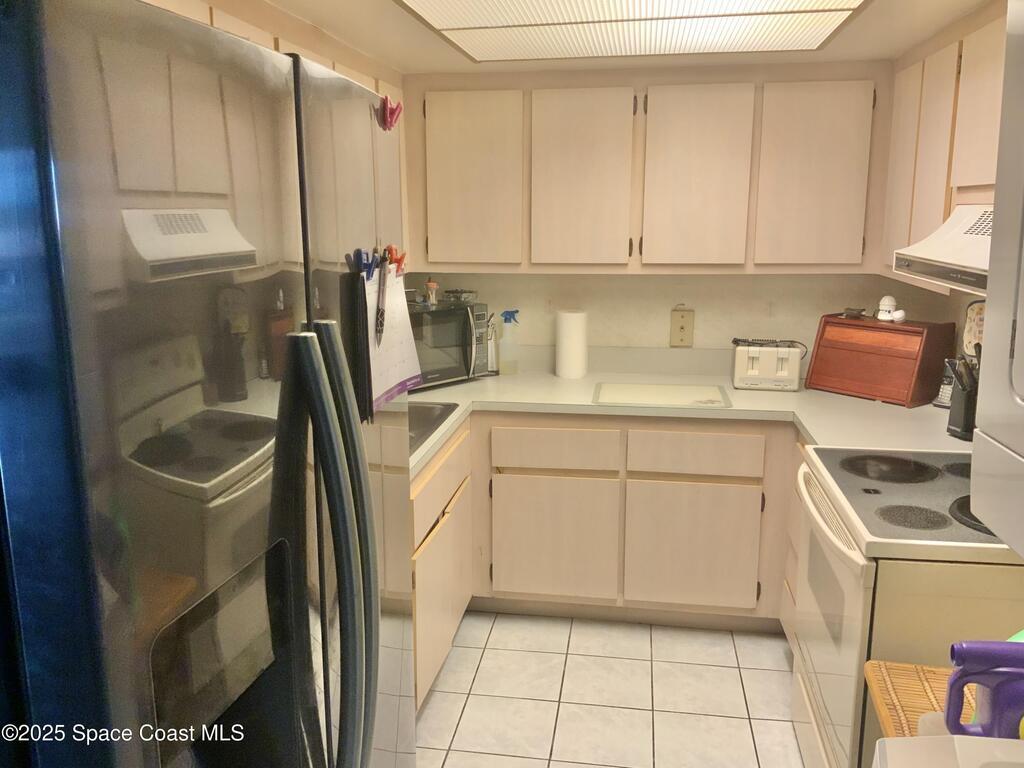 877u N Highway A1a, Indialantic, FL 32903