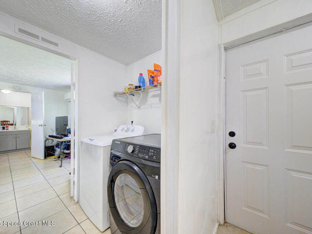 6560 Whaley Drive, Merritt Island, FL 32953