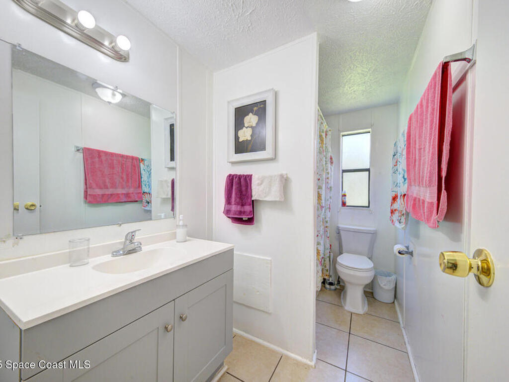 6560 Whaley Drive, Merritt Island, FL 32953