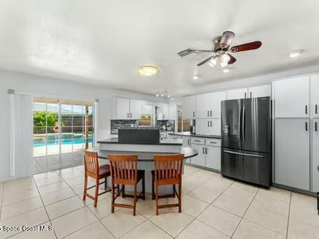 933 Waialae Circle, Palm Bay, FL 32905