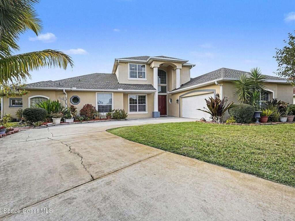 914 Sierra Place, Palm Bay, FL 32907