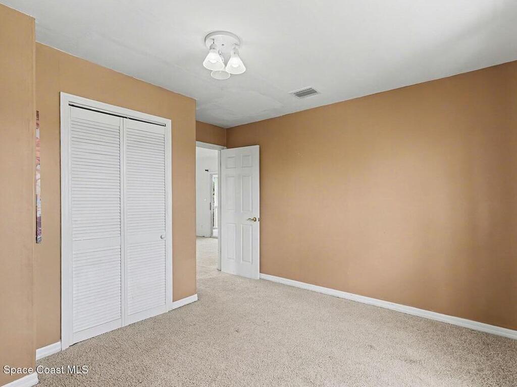 914 Sierra Place, Palm Bay, FL 32907