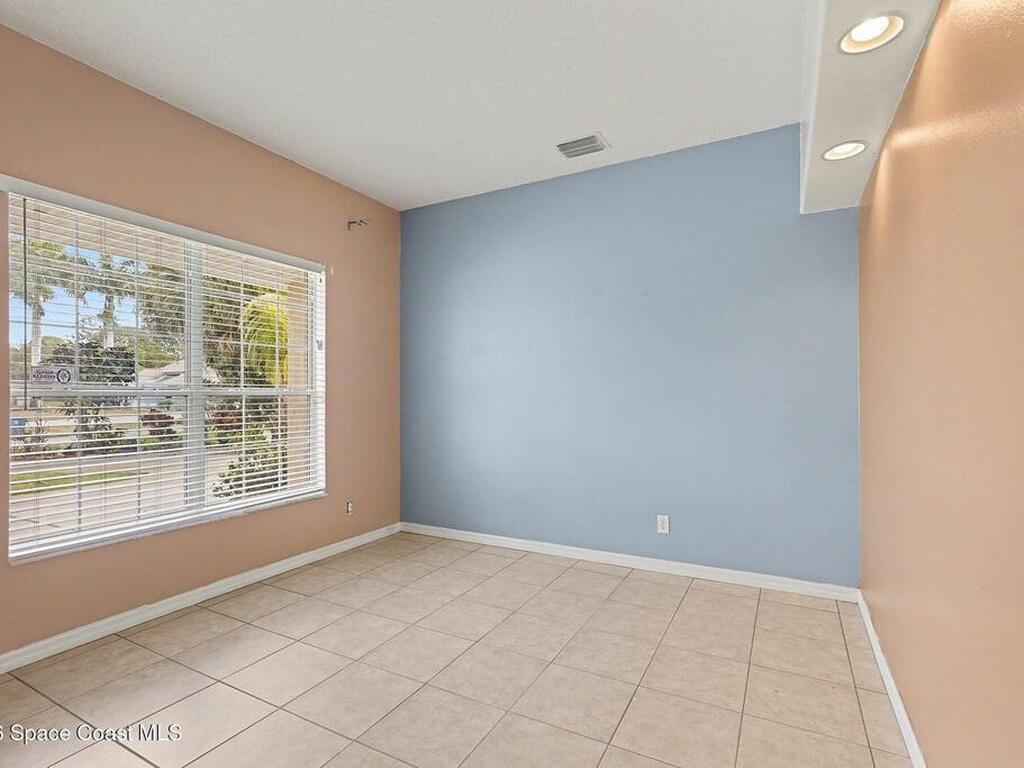 914 Sierra Place, Palm Bay, FL 32907