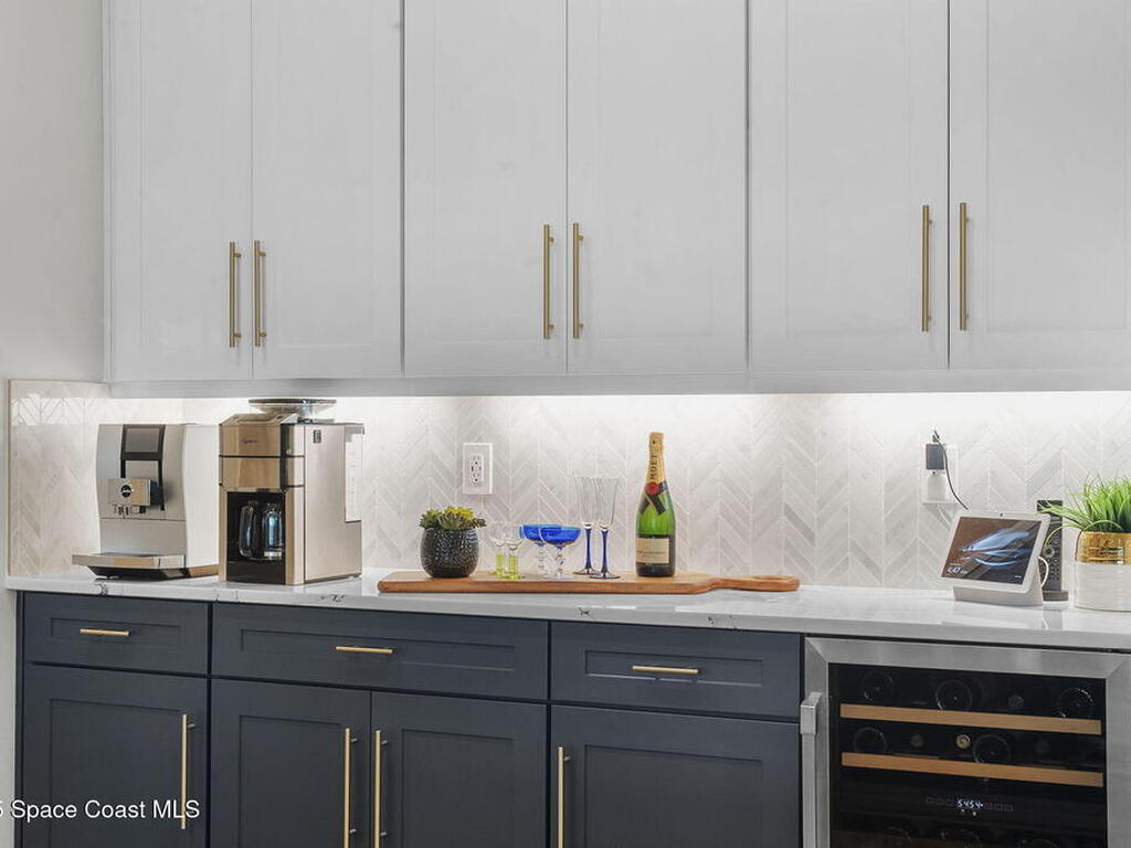 8135 Lyside Drive, Melbourne, FL 32940