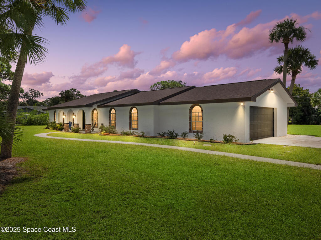 5215 Pina Vista Drive, Melbourne, FL 32934