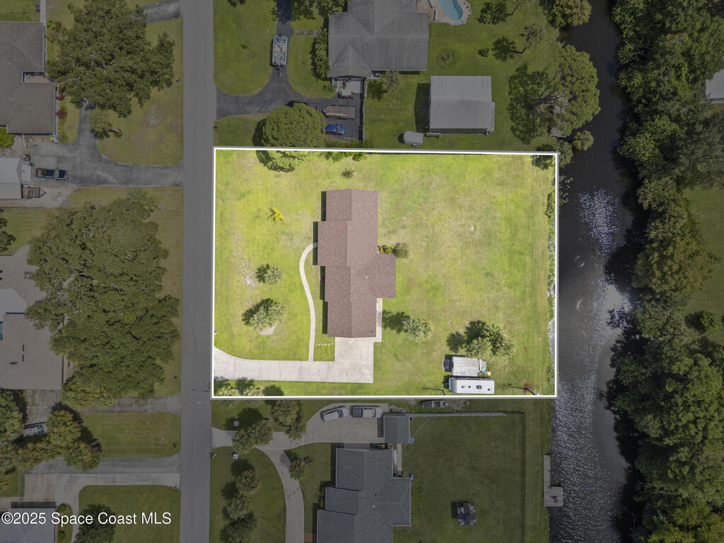 5215 Pina Vista Drive, Melbourne, FL 32934