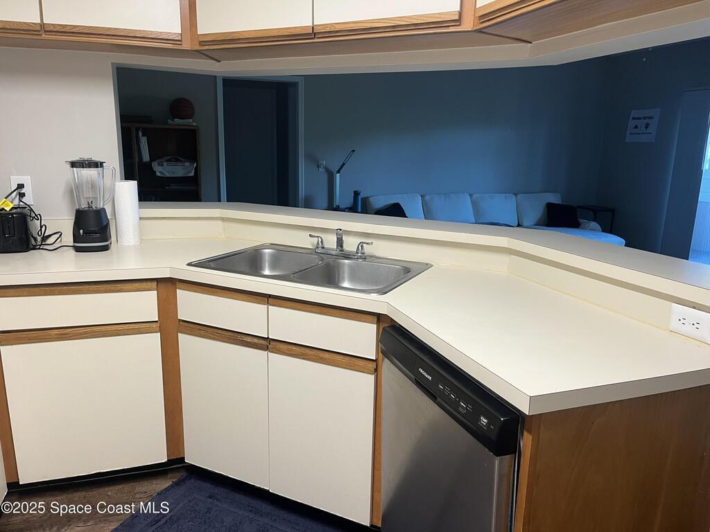 7667 N Wickham Road, Melbourne, FL 32940