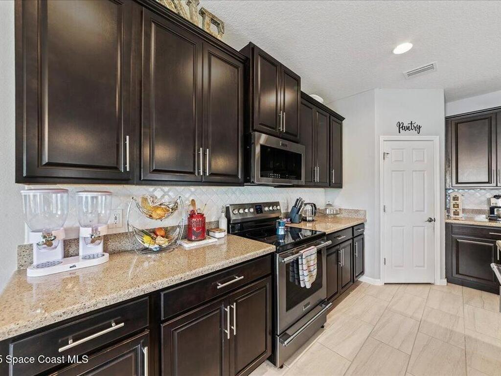 3375 Salt Marsh Circle, West Melbourne, FL 32904