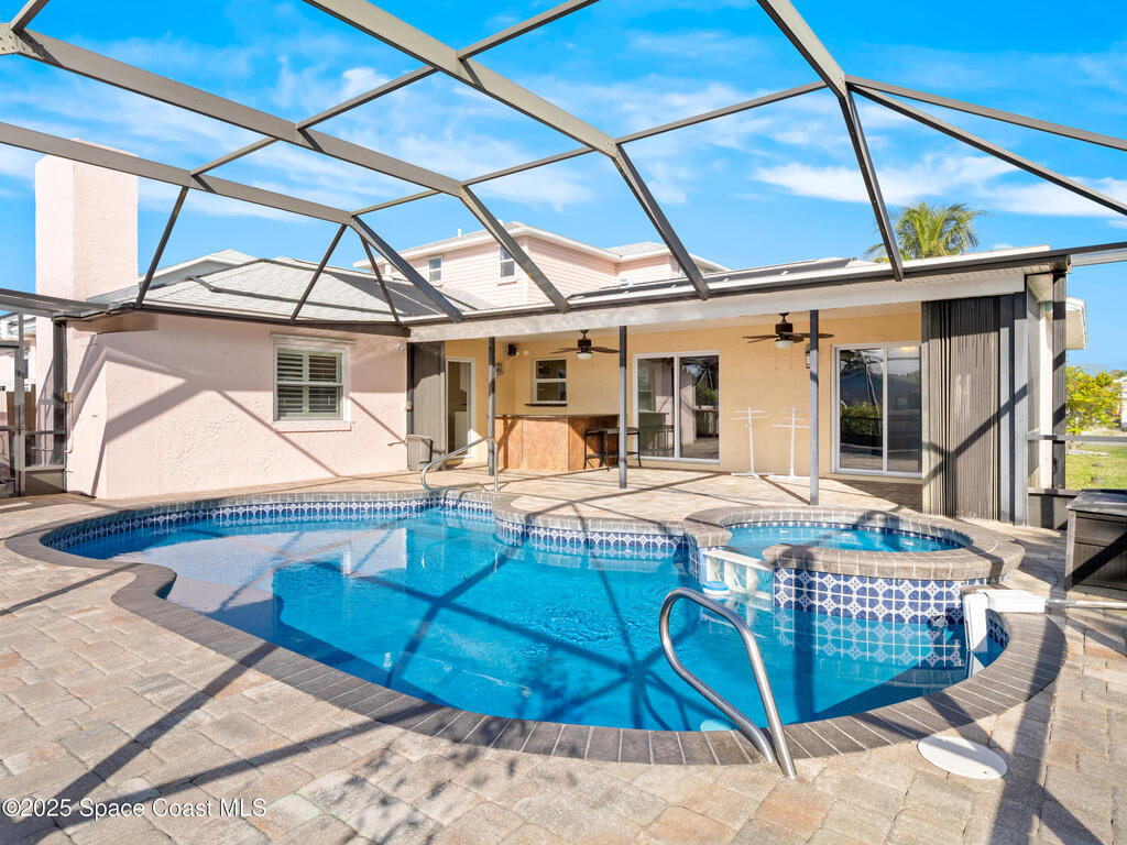 1525 W Riviera Drive, Merritt Island, FL 32952