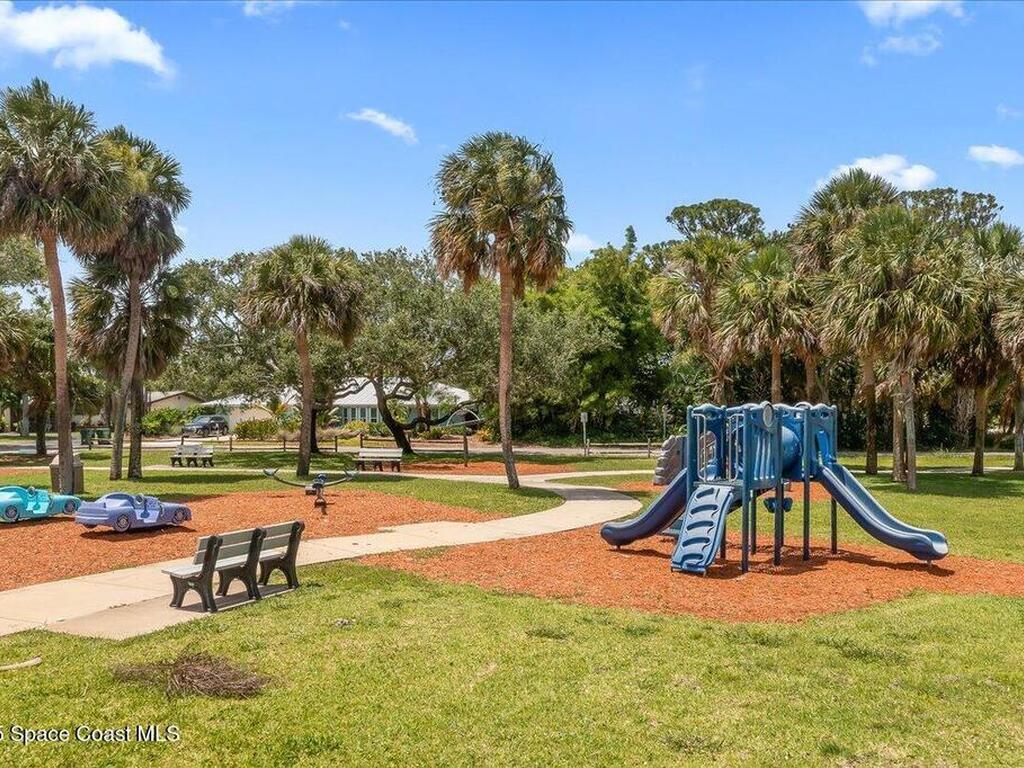 303 Hibiscus Trail, Melbourne Beach, FL 32951