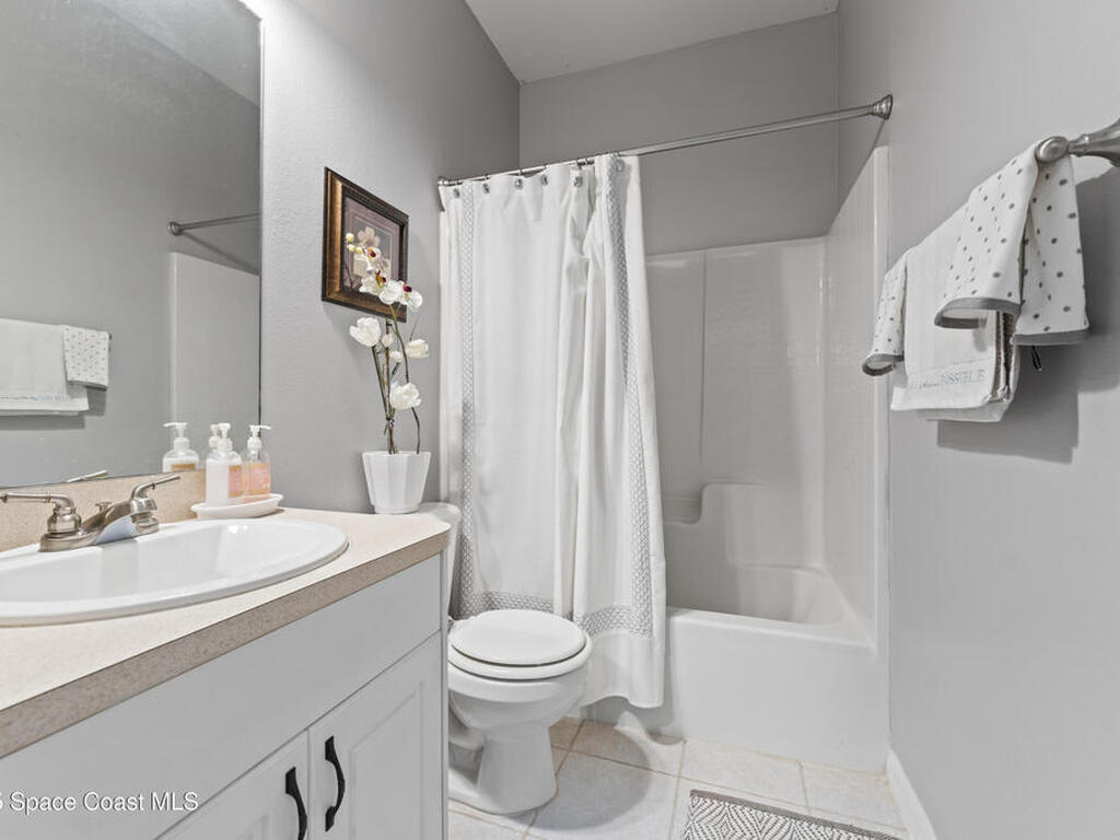 813 Del Mar Circle, Melbourne, FL 32904