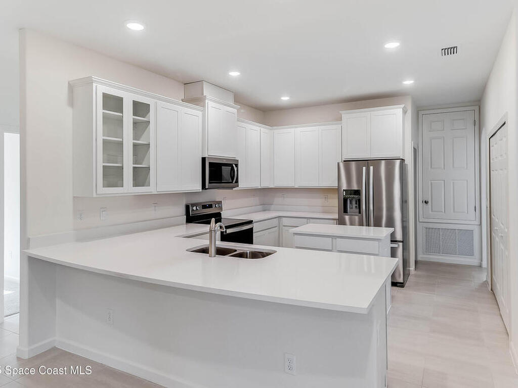 7075 Serpentine Court, Grant-Valkaria, FL 32949