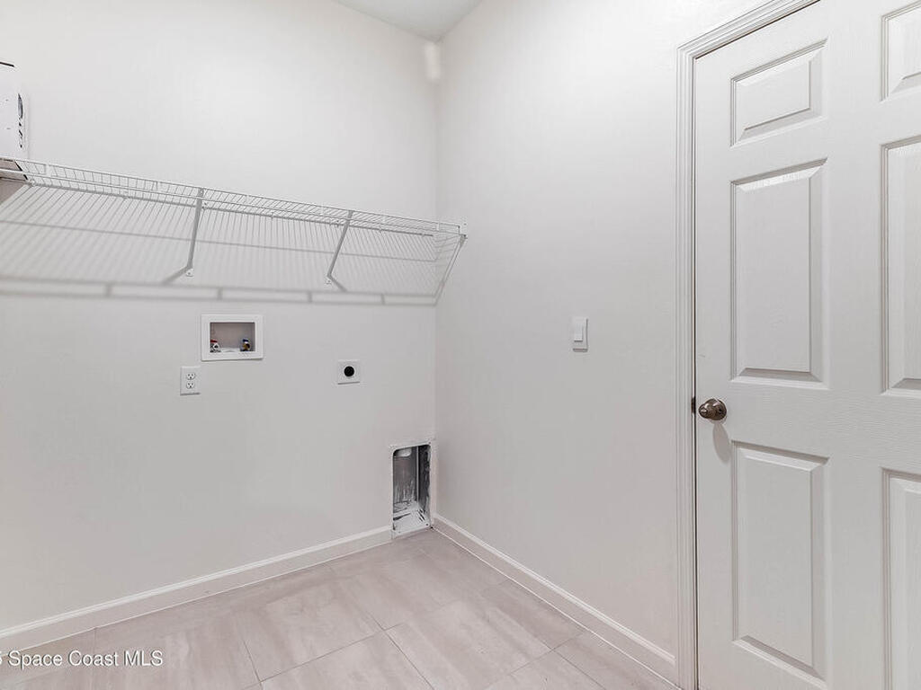 7075 Serpentine Court, Grant-Valkaria, FL 32949