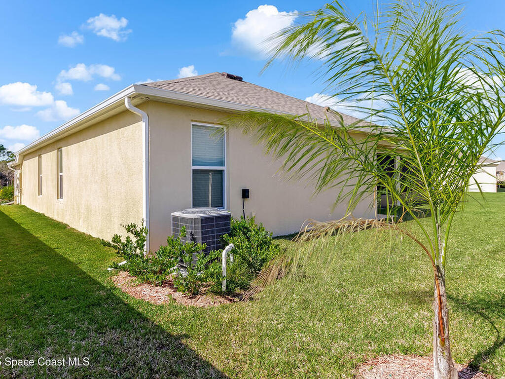 7075 Serpentine Court, Grant-Valkaria, FL 32949