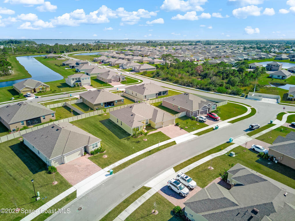 7075 Serpentine Court, Grant-Valkaria, FL 32949