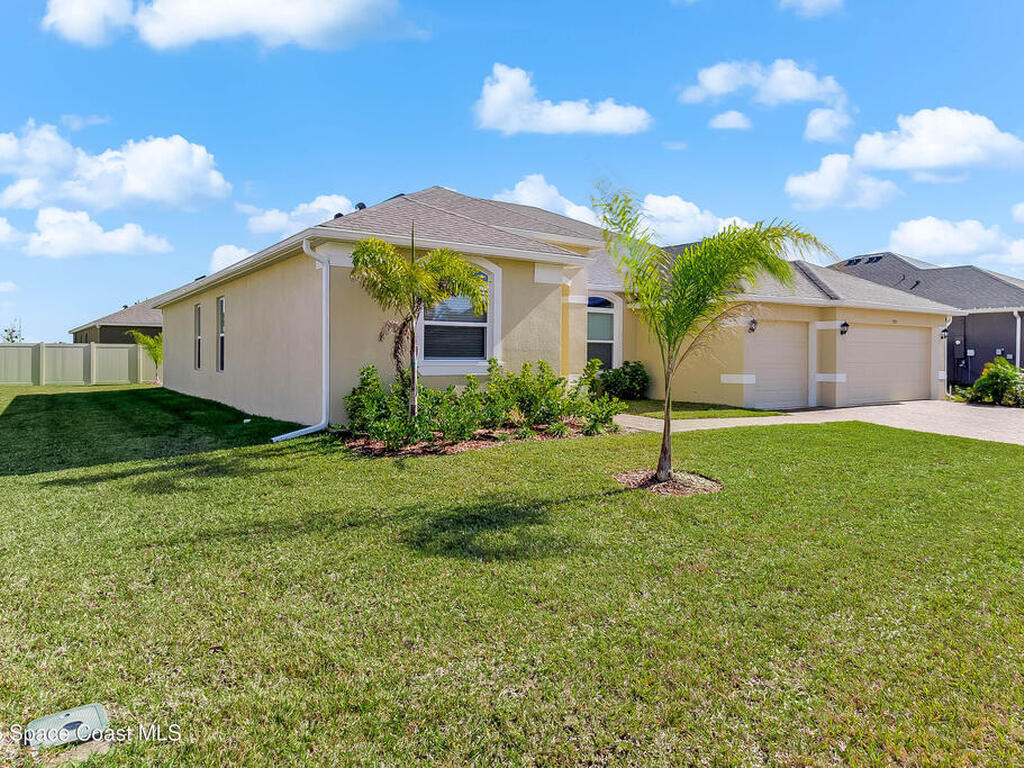 7075 Serpentine Court, Grant-Valkaria, FL 32949