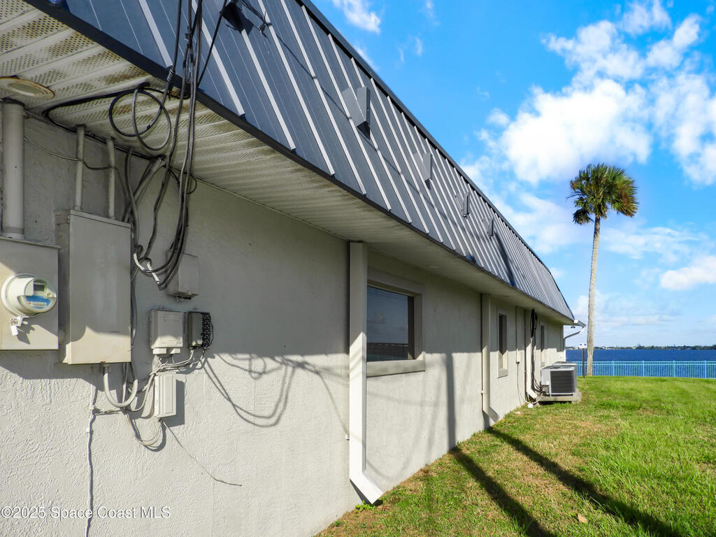 1331 S Harbor City Boulevard, Melbourne, FL 32901