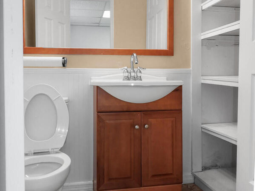 1331 S Harbor City Boulevard, Melbourne, FL 32901