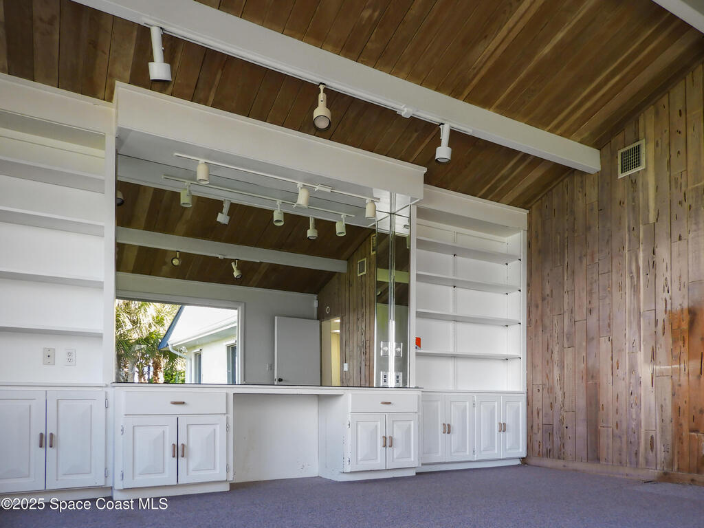 1331 S Harbor City Boulevard, Melbourne, FL 32901