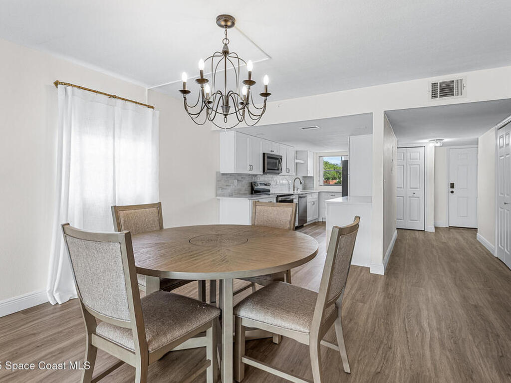 305 Tangle Run Boulevard, Melbourne, FL 32940