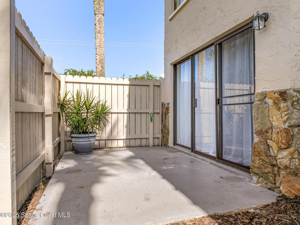 305 Tangle Run Boulevard, Melbourne, FL 32940