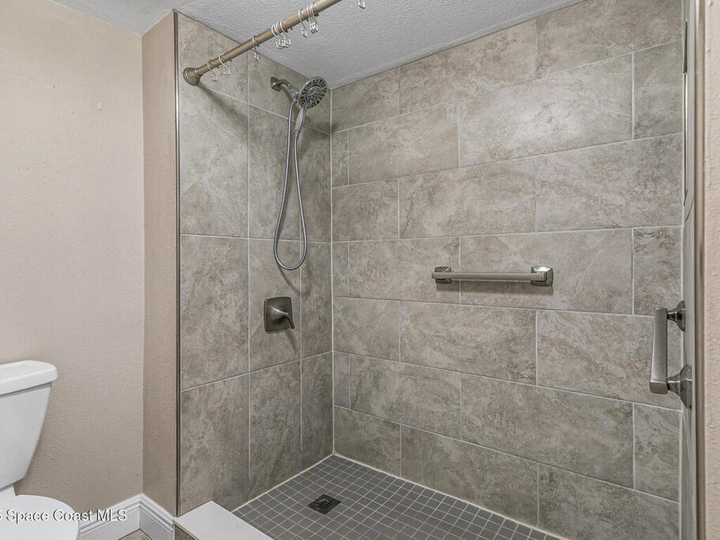 305 Tangle Run Boulevard, Melbourne, FL 32940