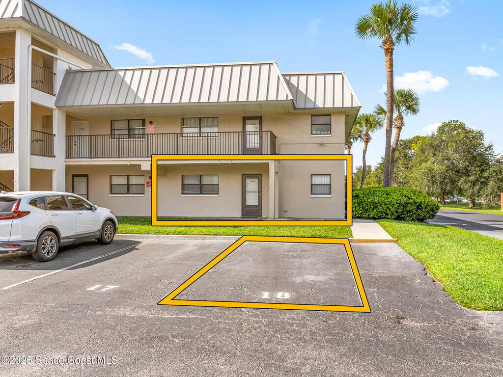 305 Tangle Run Boulevard, Melbourne, FL 32940