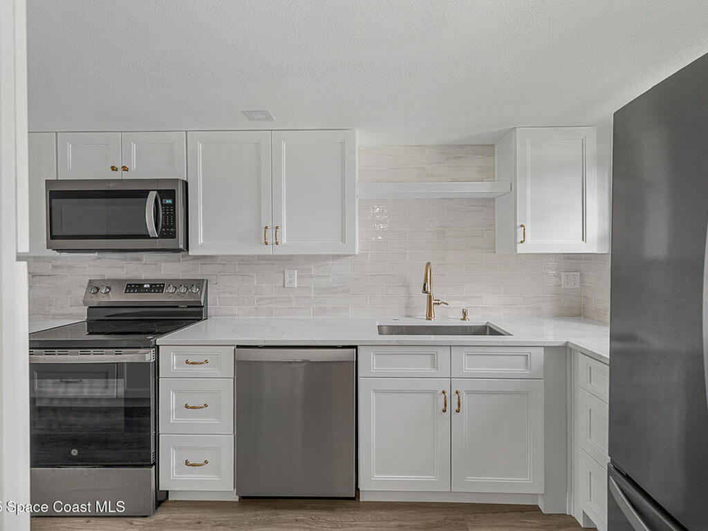 305 Tangle Run Boulevard, Melbourne, FL 32940