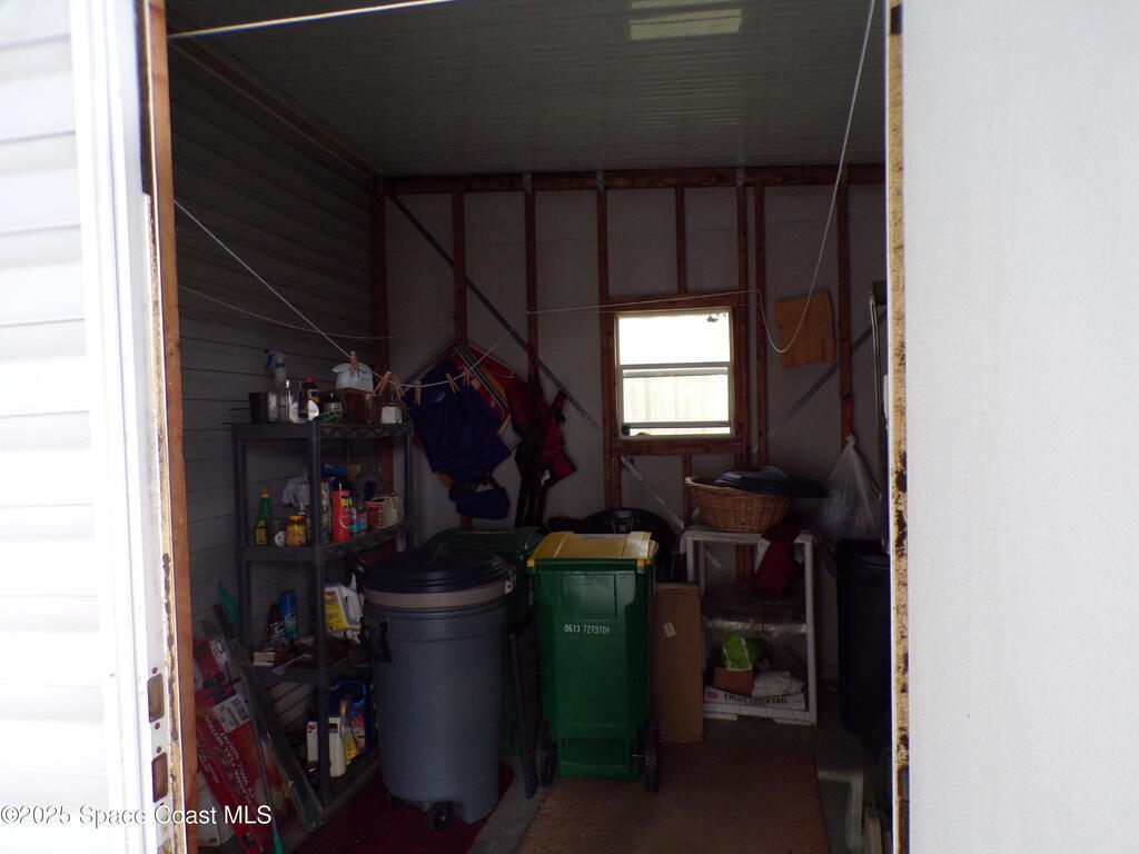 941 Wren Circle, Barefoot Bay, FL 32976