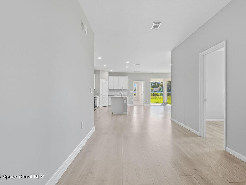 529 Tejon Avenue, Palm Bay, FL 32908