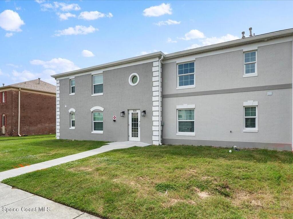 927 N Colonial Court, Indian Harbour Beach, FL 32937