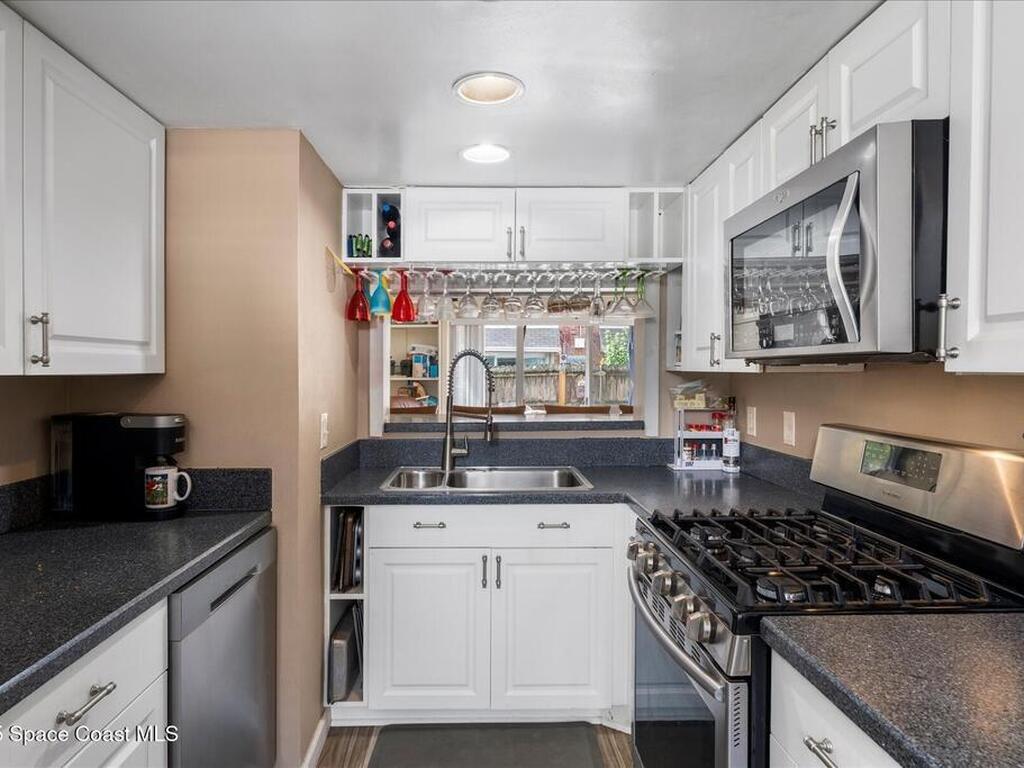 927 N Colonial Court, Indian Harbour Beach, FL 32937