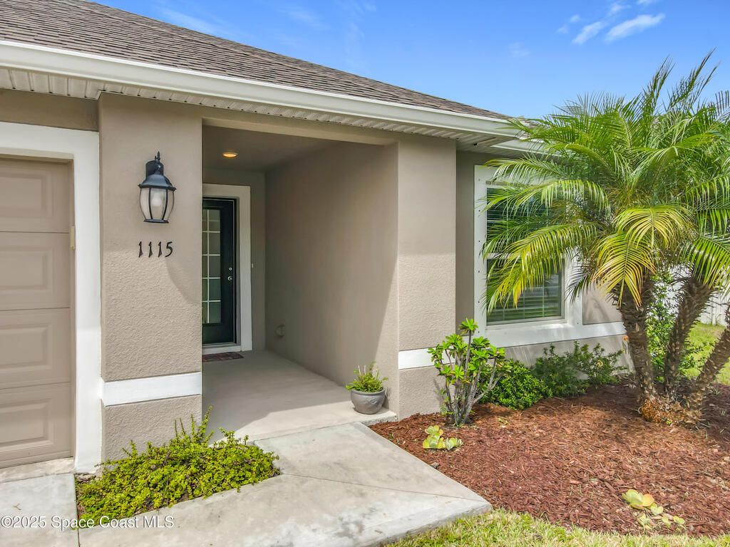 1115 Corbin Circle, Palm Bay, FL 32908