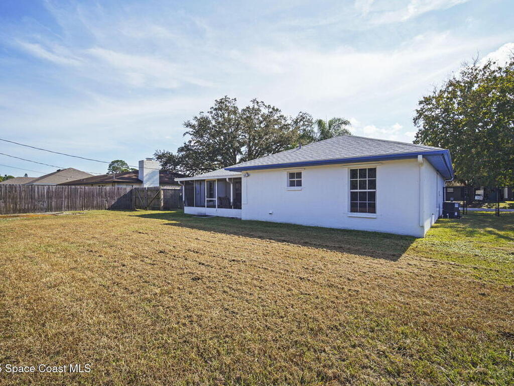 627 Firestone Street, Palm Bay, FL 32907