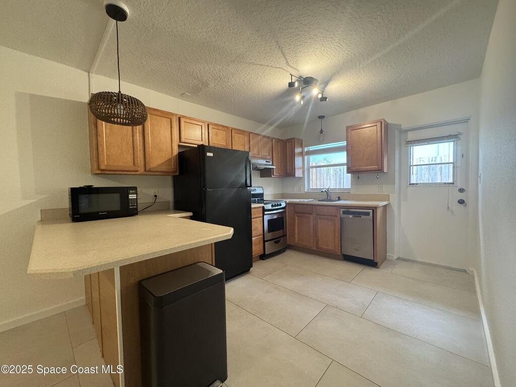 240 Woodland Avenue, Cocoa Beach, FL 32931