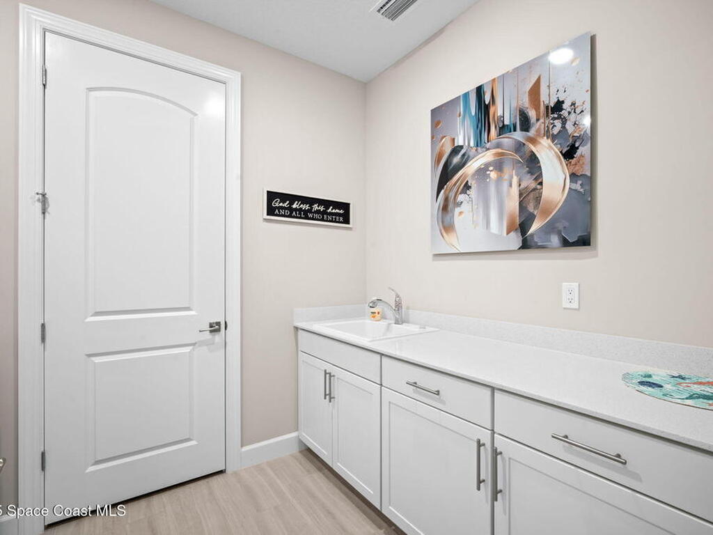 3874 White Alder Way, Vero Beach, FL 32967