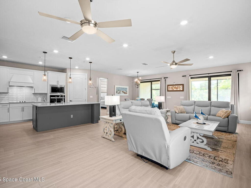 3874 White Alder Way, Vero Beach, FL 32967