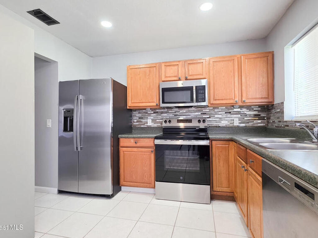 1390 Mariposa Drive, Palm Bay, FL 32905