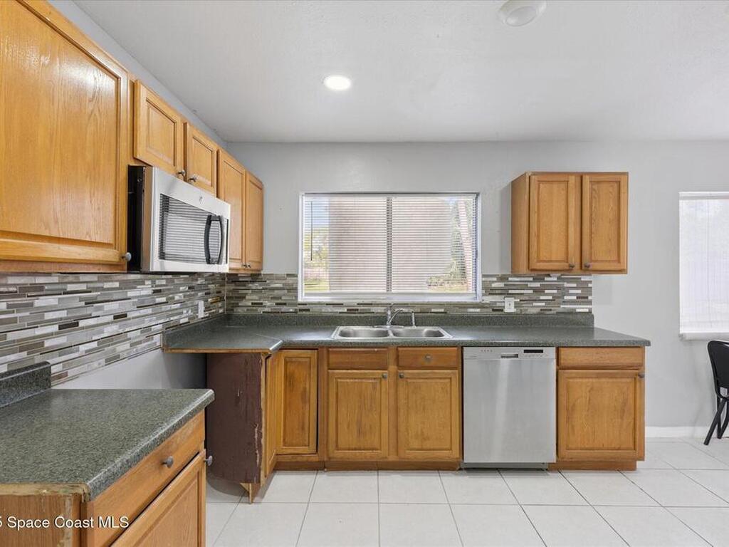 1390 Mariposa Drive, Palm Bay, FL 32905