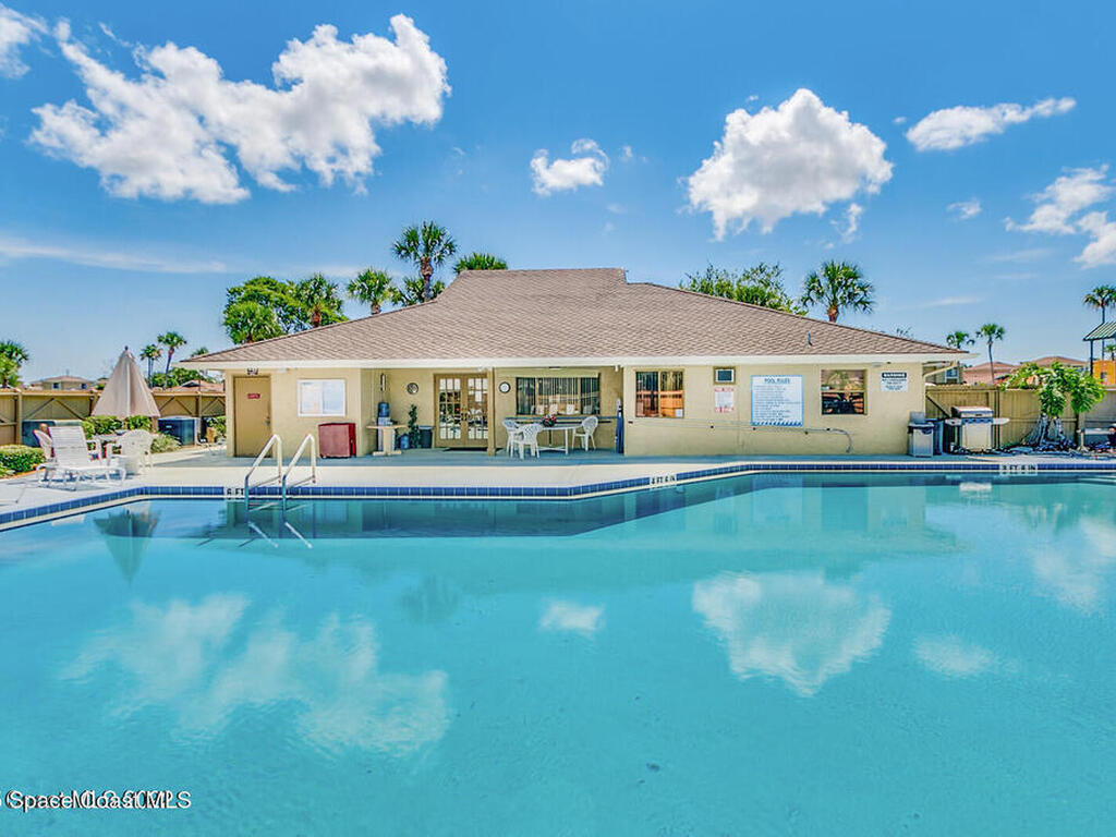 1010 Abada Court, Palm Bay, FL 32905