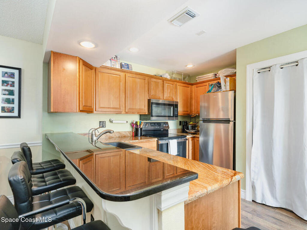 1010 Abada Court, Palm Bay, FL 32905